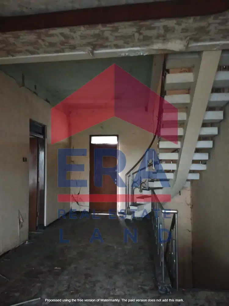 Disewakan Ruko di Jalan Letjen S.Parman, Malang