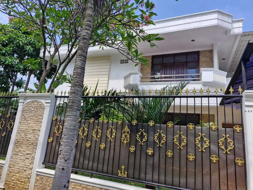 Dijual Rumah Mewah di Kompleks Elit Duren Sawit, Jakarta Timur
