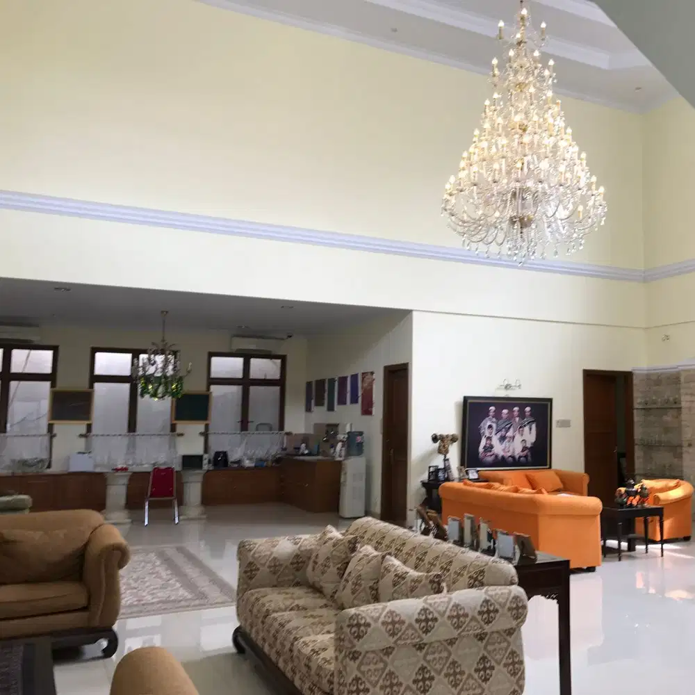 Rumah Lux 2Lantai di Menteng, Jakarta Pusat