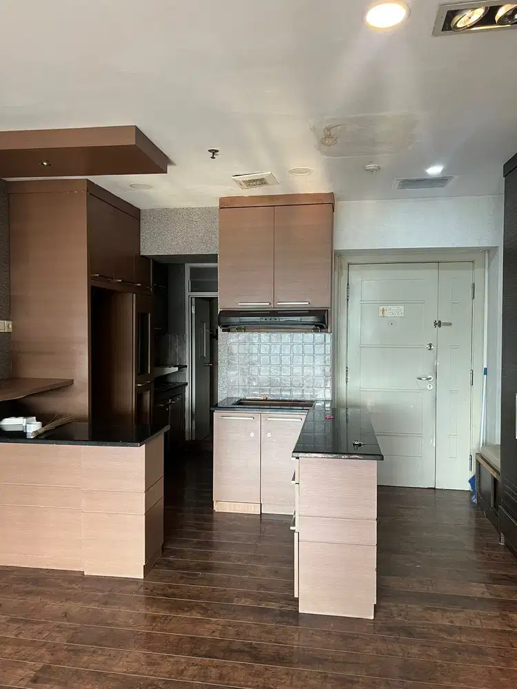 JUAL CEPAT MURAH BANGET APT PANTAI MUTIARA JAKARTA UTARA SEMI FURNISH