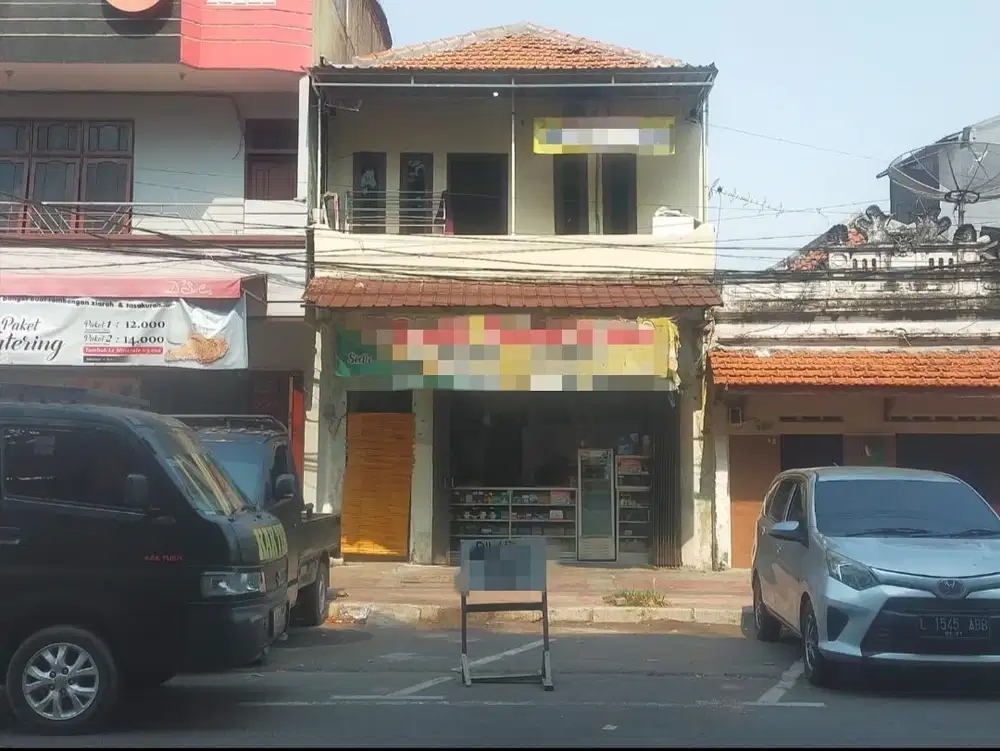 Jual Rumah + Toko Kawasan Religi Ampel Surrabaya.