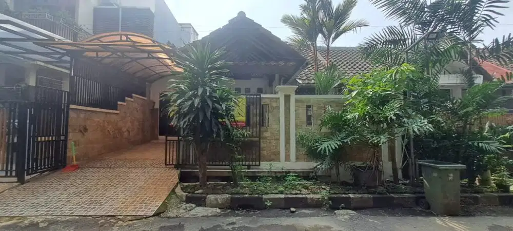 Rumah 1 Setengah Lantai di Taman Permata Cikunir