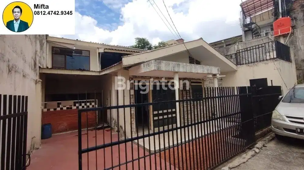 230. Dijual Rumah Luas di Jalan Nipah Pulo Raya Kebayoran Baru JAKSEL