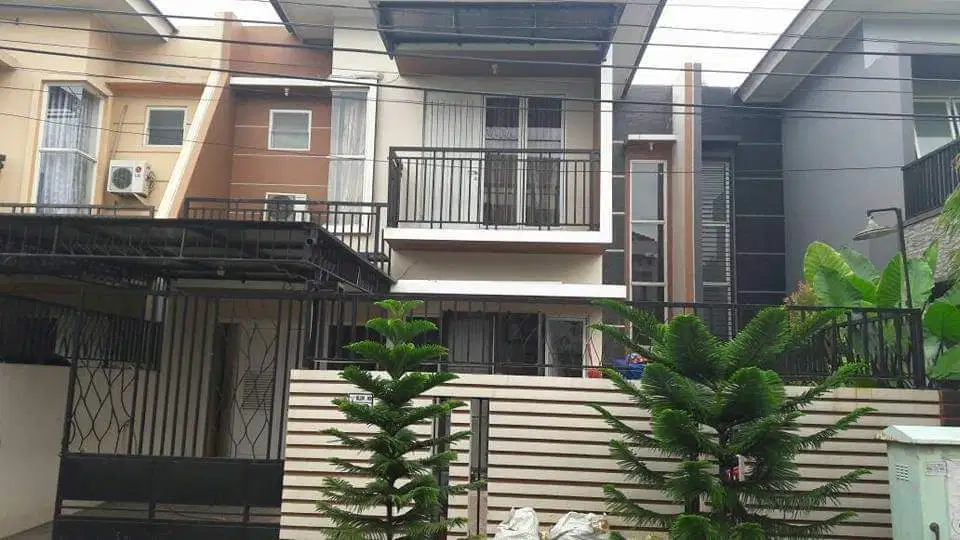 Dijual Rumah 2 Lantai Bagus di Metland Menteng Cakung,Jakarta Timur
