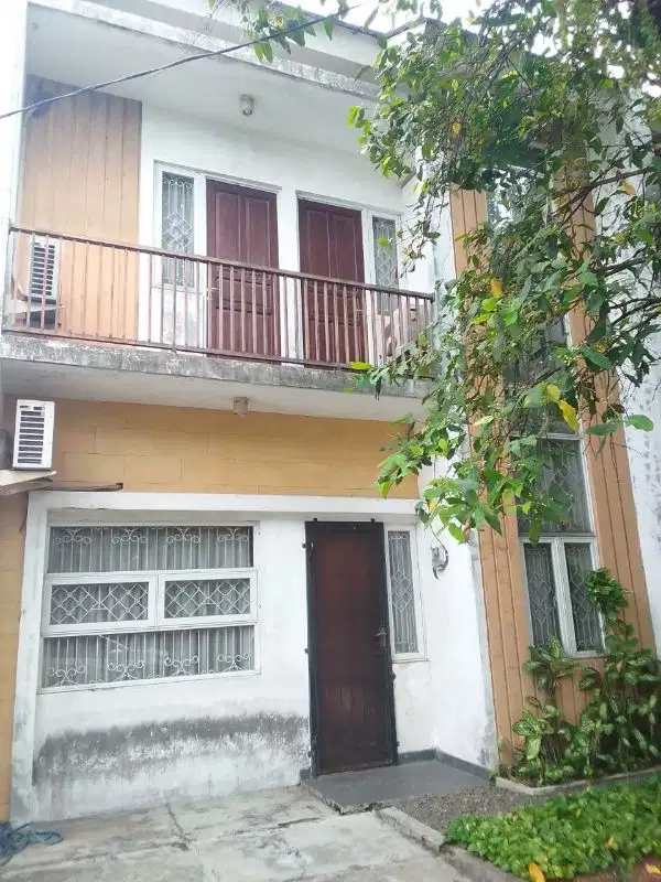 Dijual Rumah furnished hanya selangkah ke Stasiun Pondok Ranji