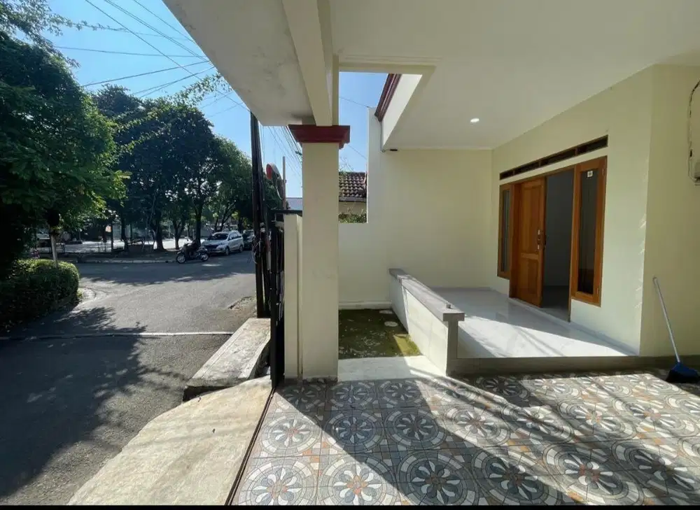 RUMAH BARU DI PONDOK BAMBU - JAKARTA