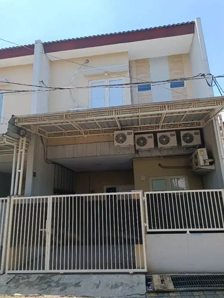 Rumah Kos Aktif Kutisari Dekat Petra