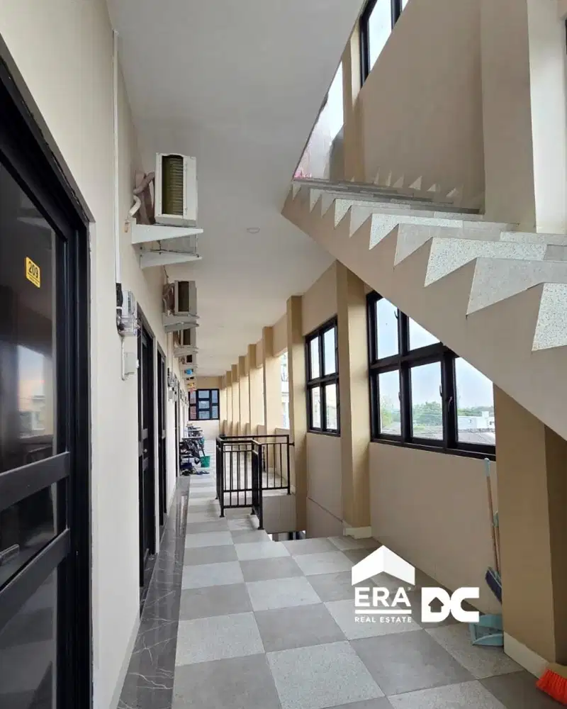 Rumah Kos 4 Lantai Aktif di Sendangguwo Raya