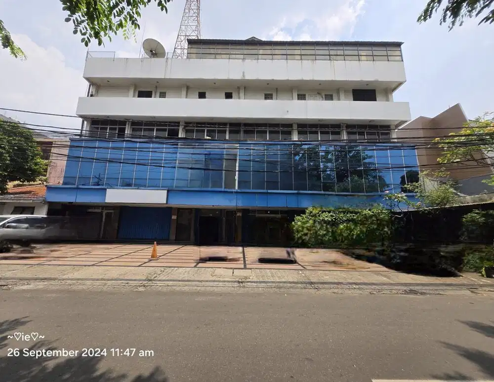 Gedung  dilokasi Strategis Kuningan Jakarta Selatan Cocok Untuk kantor