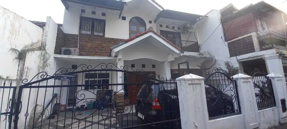 Rumah BUTUH JUAL CEPAT di Tebet Barat dalam