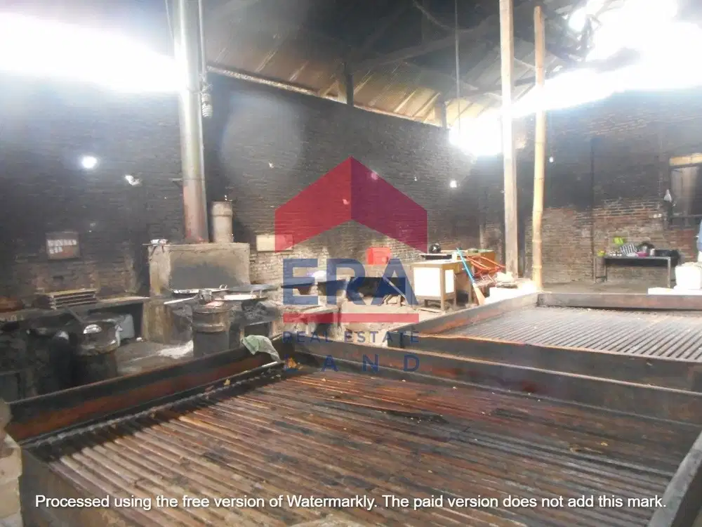 Dijual Gudang di Jalan Wukir Batu