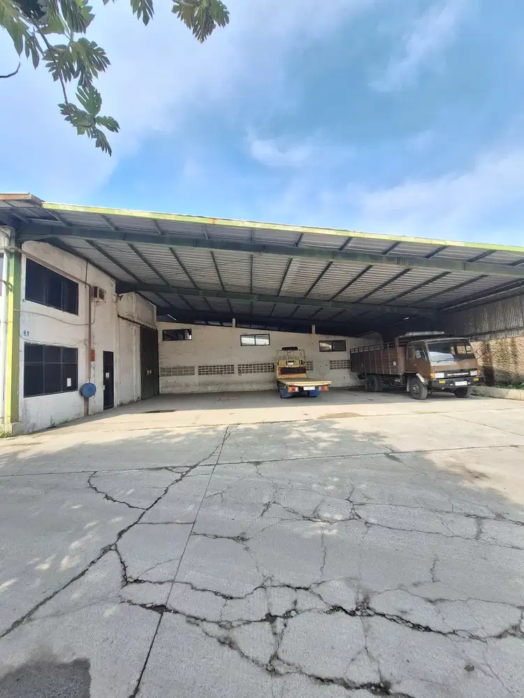 Disewakan Gudang Bersama Di Katapang Akses Container 40 feet