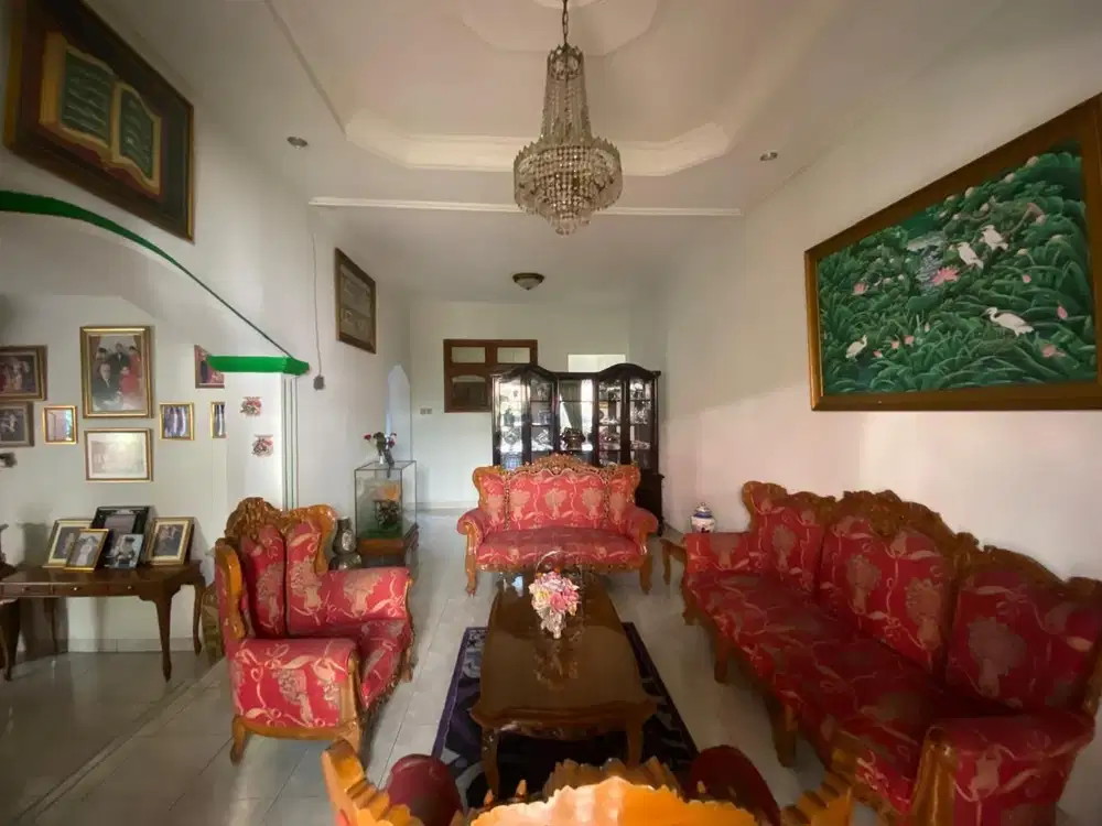 Dijual Cepat Rumah 2 lantai di Tanjung Duren, Lokasi Favorit, utk kost