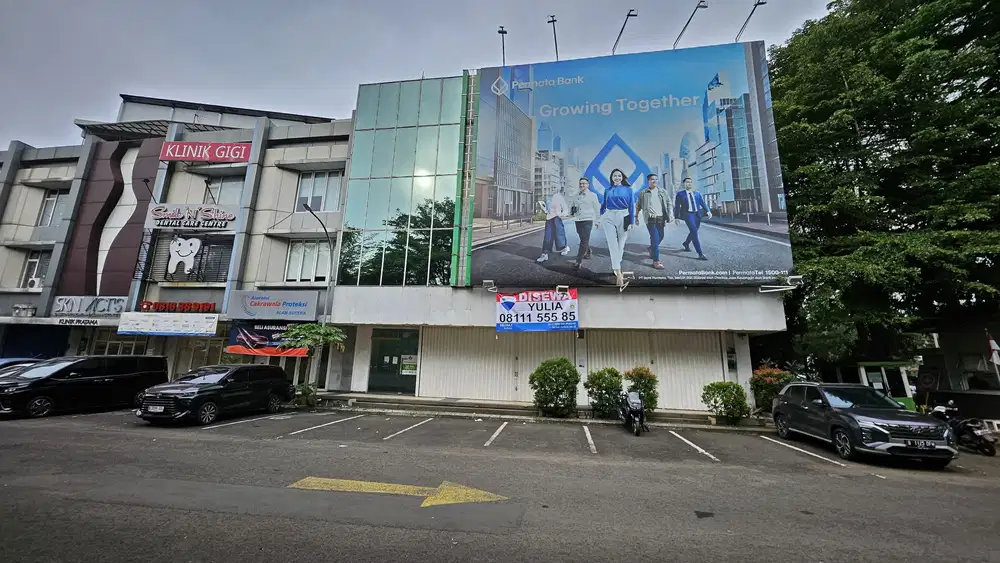 Jarang ada Disewakan 3 ruko gandeng seberang mall Living World Alsut