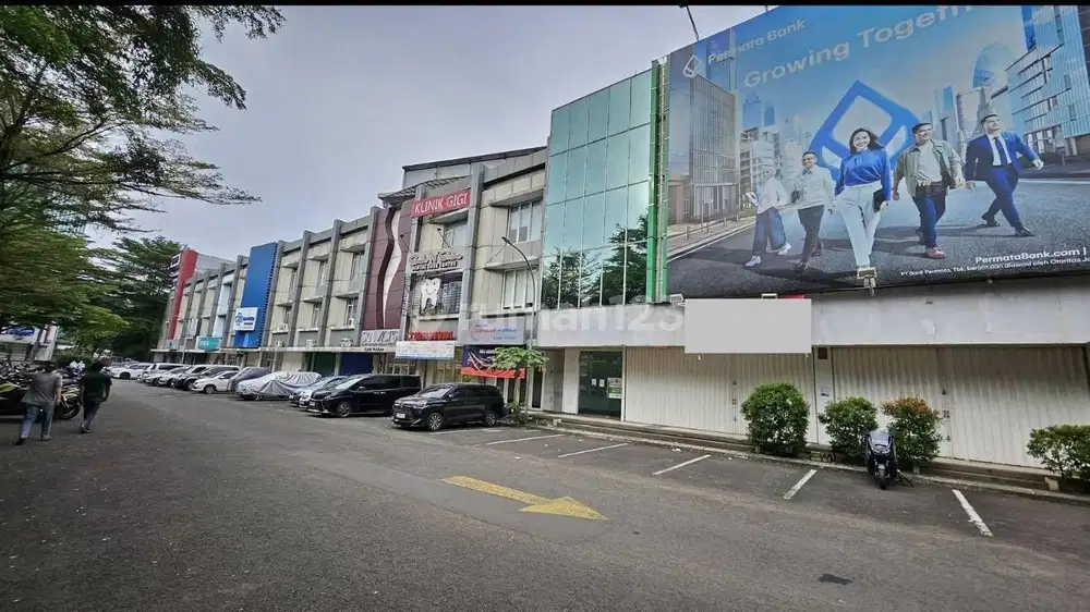 Jarang Ada Ruko Gandeng Hadap Jalan di Alam Sutera