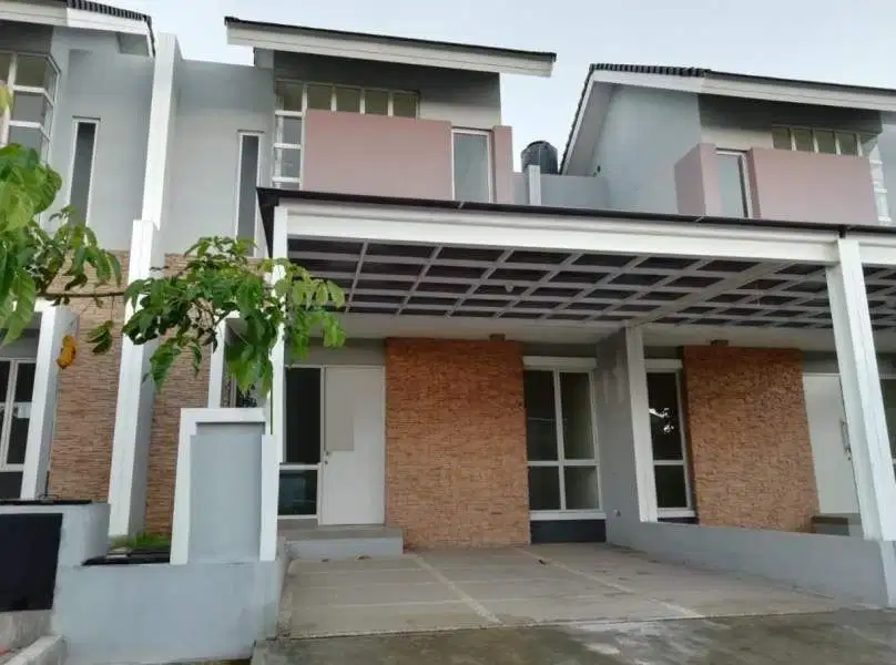 Jual Cepat Rumah Murah 2 Lantai Siap Huni Luas 6x17 Type 2KT Cluster Vasana EN