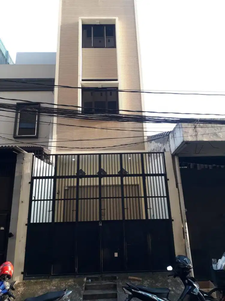 DI JUAL RUKO KAWASAN GLODOK SELATAN TAMAN SARI