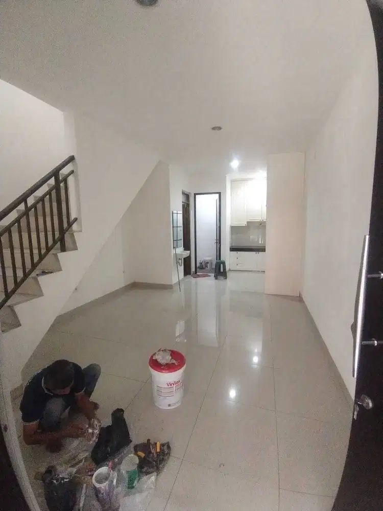 Dijual Rumah Komplek Green Village Tangerang Cipondoh