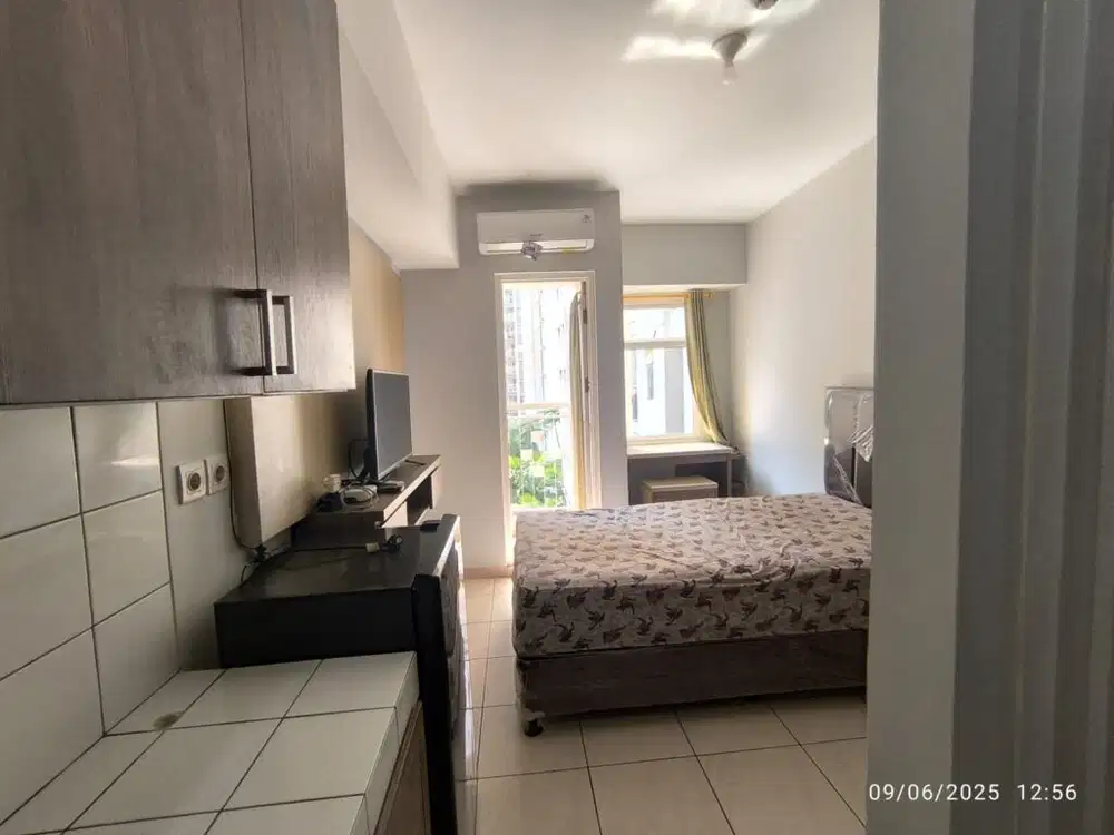 Apartemen Studio View Kolam Summarecon Bekasi