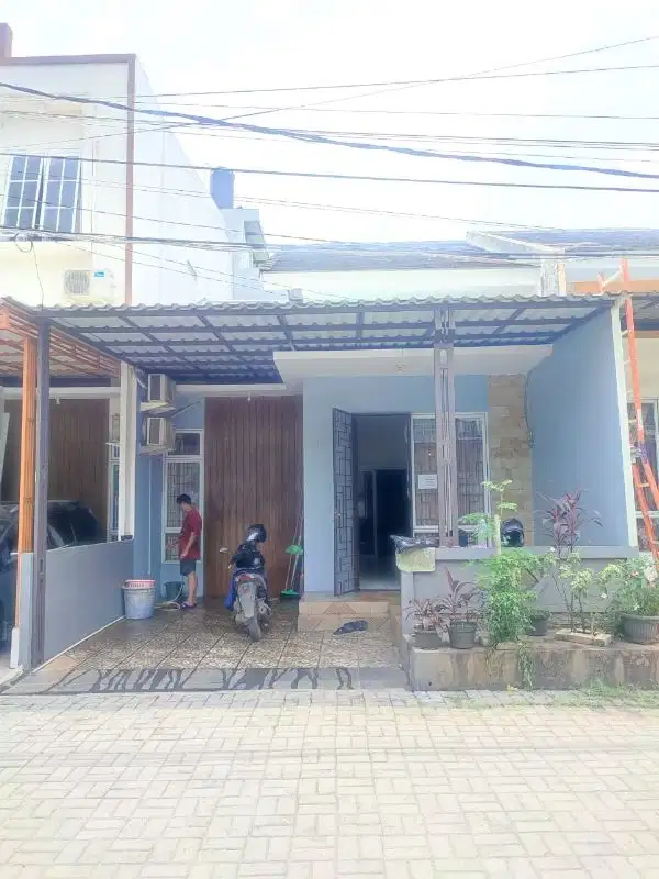 rumah murah nyaman bersih dalam cluster Grandview Karawaci