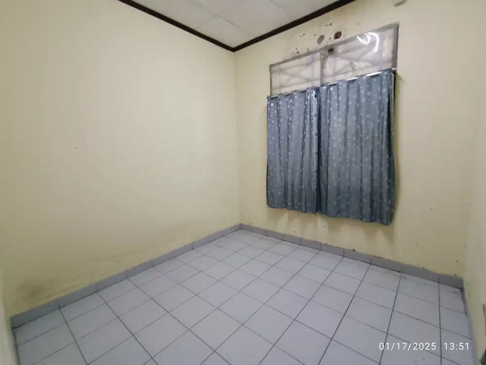 Rumah Asri Tanah Luas 300m Tropikana Residence Jababeka Cikarang Harga