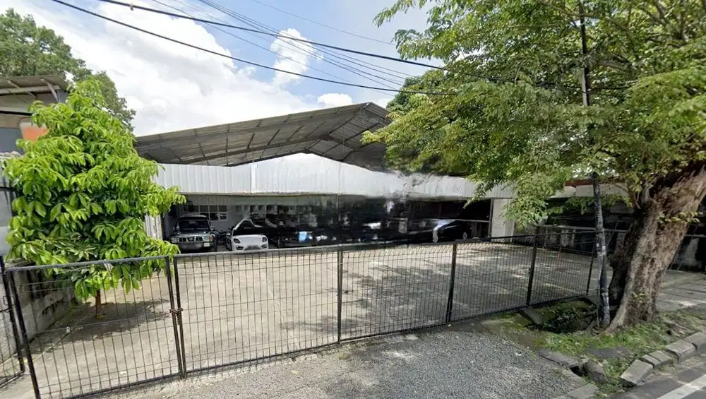 TEMPAT USAHA EX SHOWROOM MOBIL BEKAS CIPETE RADIO DALAM KEBAYORAN BARU
