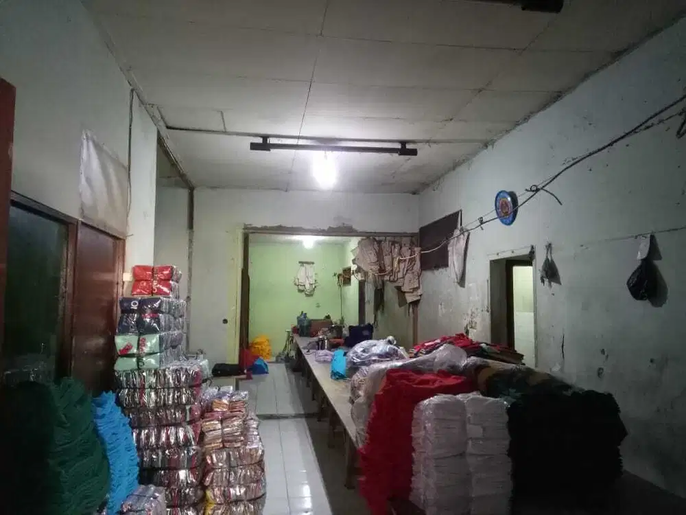 Rumah hitung tanah di dekat kemayoran jakarta pusat nego sampai deal