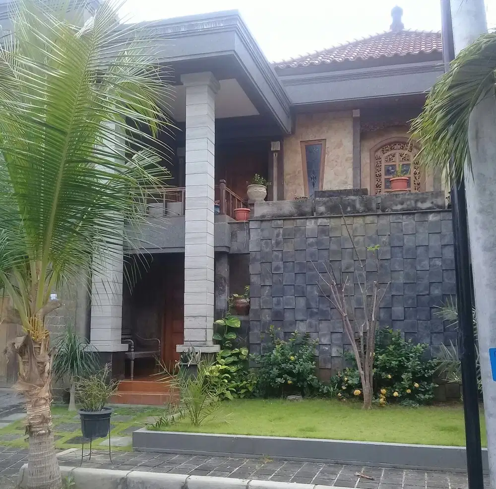 Dijual Rumah 2 Lantai Area Perumahan Denpasar