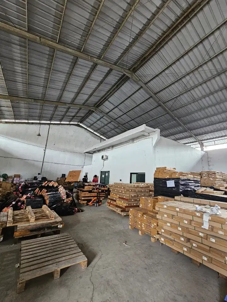 Gudang Bagus Ada 3 Unit Akses 40 Ft Dekat Akses Tol di Cikupa