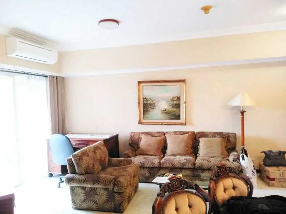 Apartemen 3BR area Sudirman Sewa Cepat Fully Furnish 14jt nego