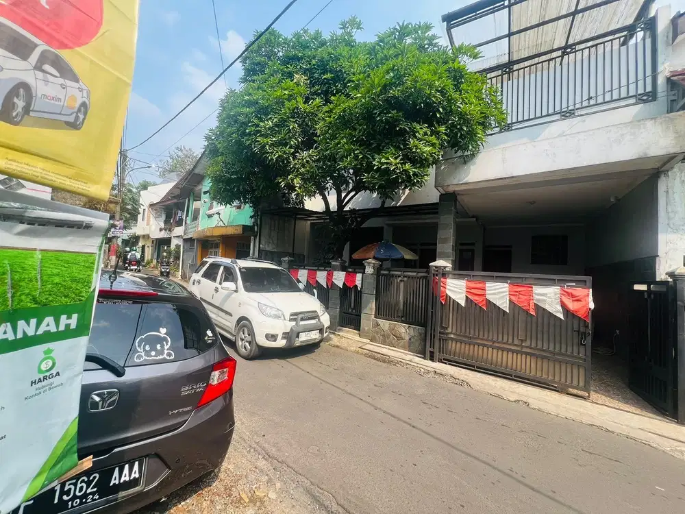 Dijual Kos Aktif Terisi Penuh Dekat Unpak