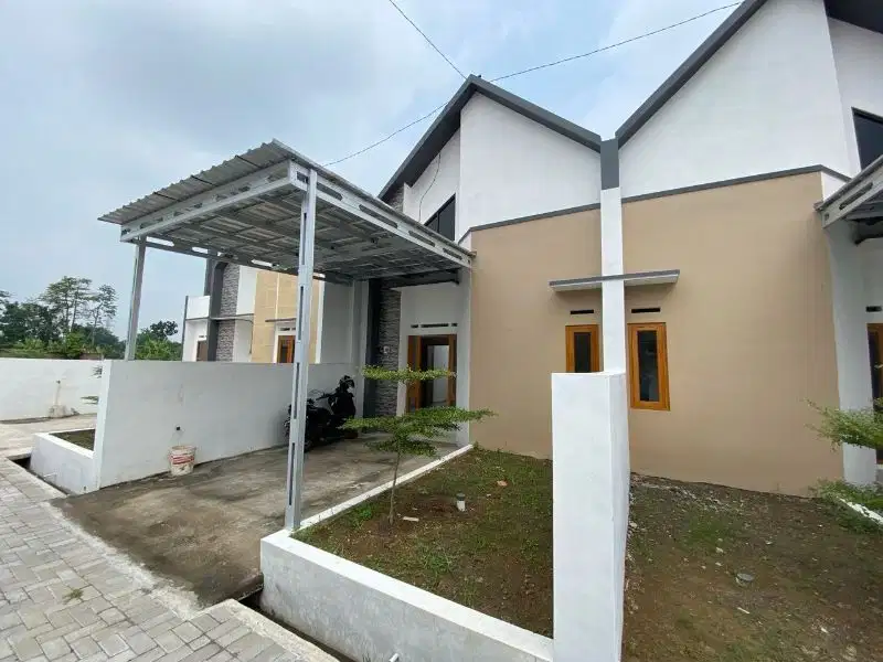 Sewa rumah di perumahan cluster dekat RS dr oen solo baru