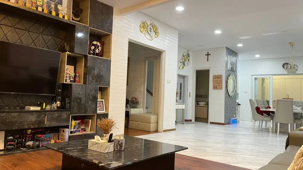 DIJUAL CEPAT RUMAH TOWNHOUSE MEWAH KAWASAN SPRINGHIL JAKARTA SELATAN