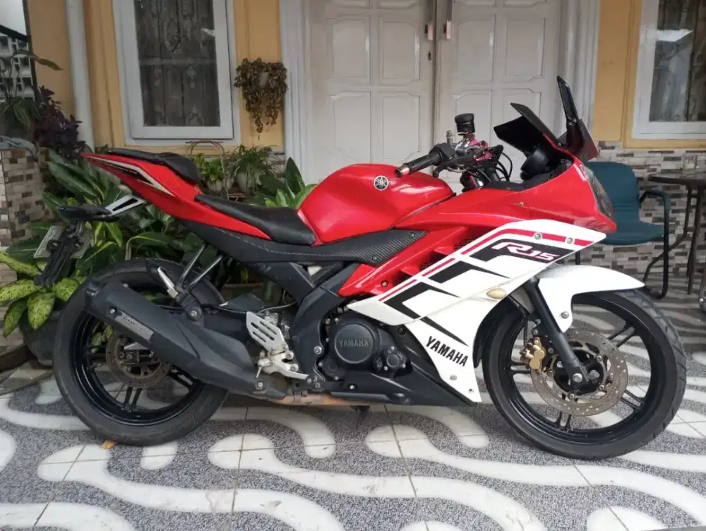 Yamaha R 15 mulus