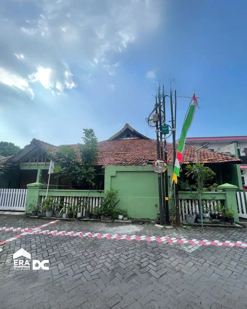 Tanah Ada Bangunan Rumah Kos di Gayamsari Semarang