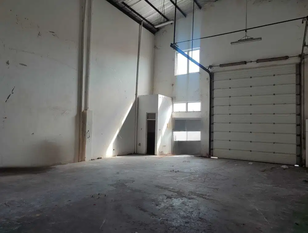 Disewa Gudang Hook di Green Sedayu Bizpark – Akses Mudah, Siap Pakai!