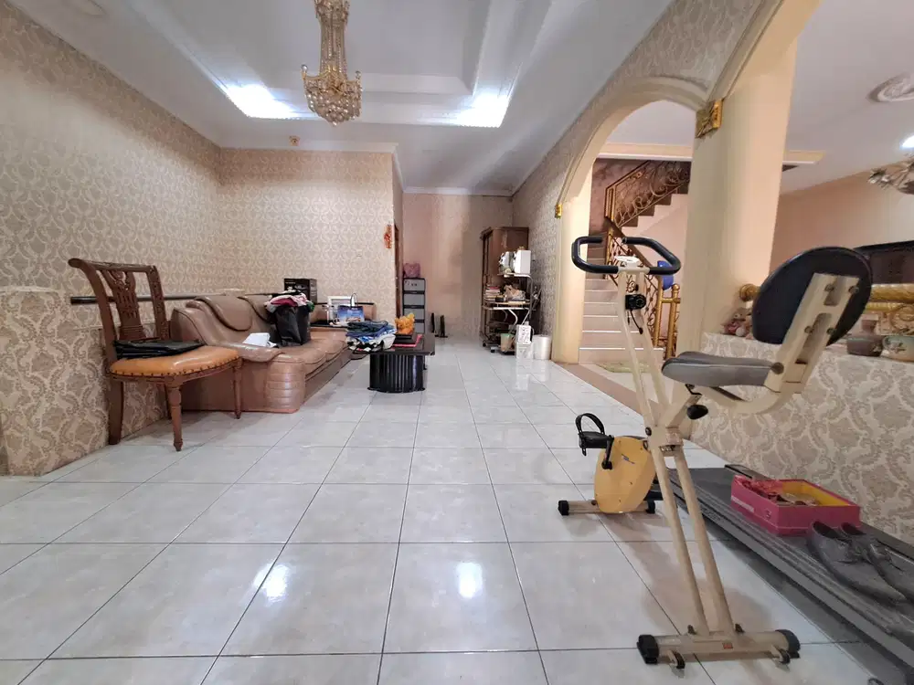 RUMAH 5X15 SIAP HUNI 5 LT DI PADEMANGAN