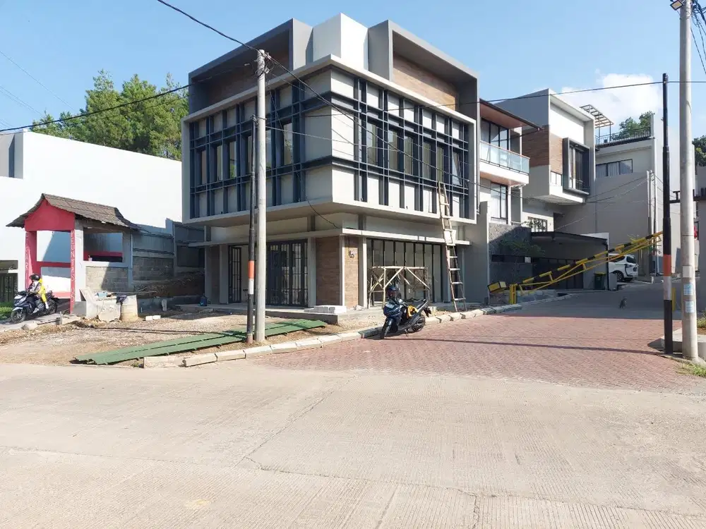DIJUAL RUKO BARU DI MAINROAD SAYAP SETIABUDI BANDUNG UTARA