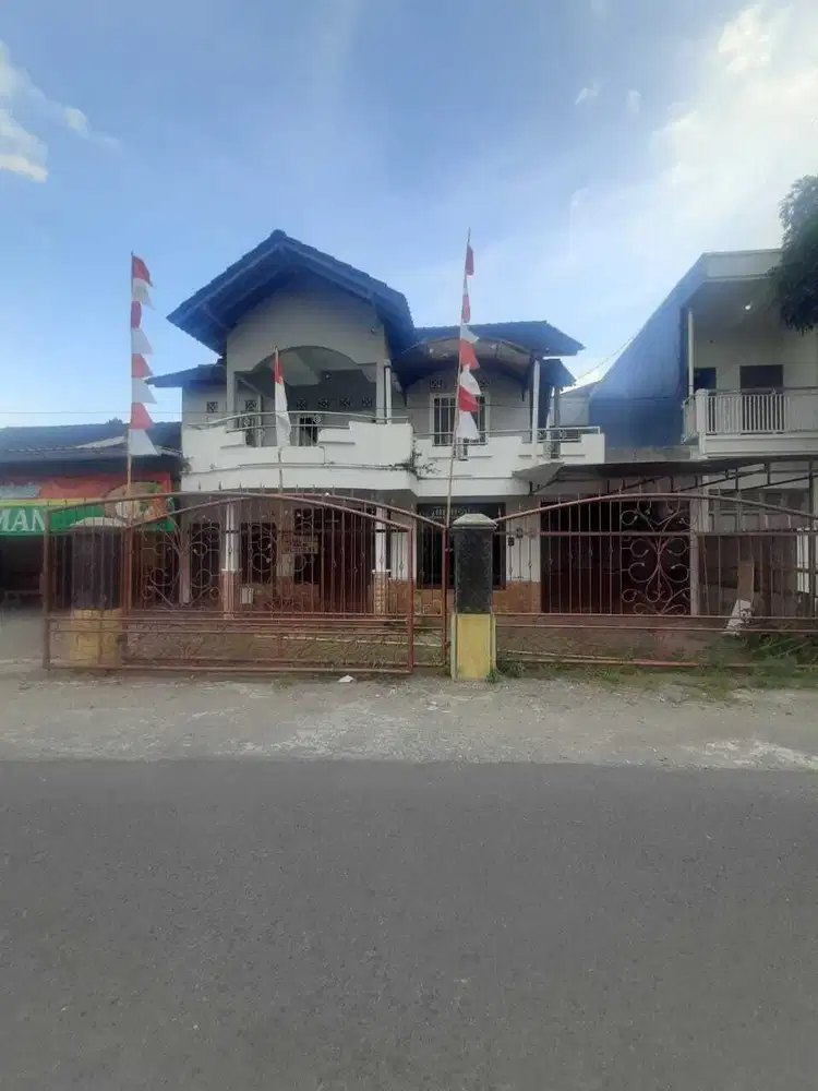 Rumah Siap Huni Tepi Jalan Cocok Untuk Kantor Lokasi Jalan Kabupaten