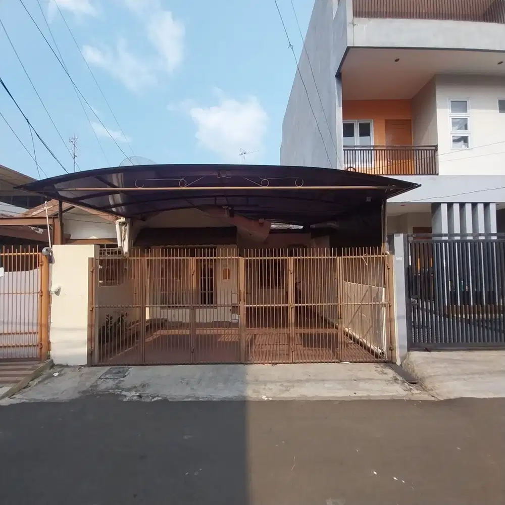 Lokasi Strategis, Row 2 Mobil Hadap Barat, Dekat Tanjung Duren Jakbar