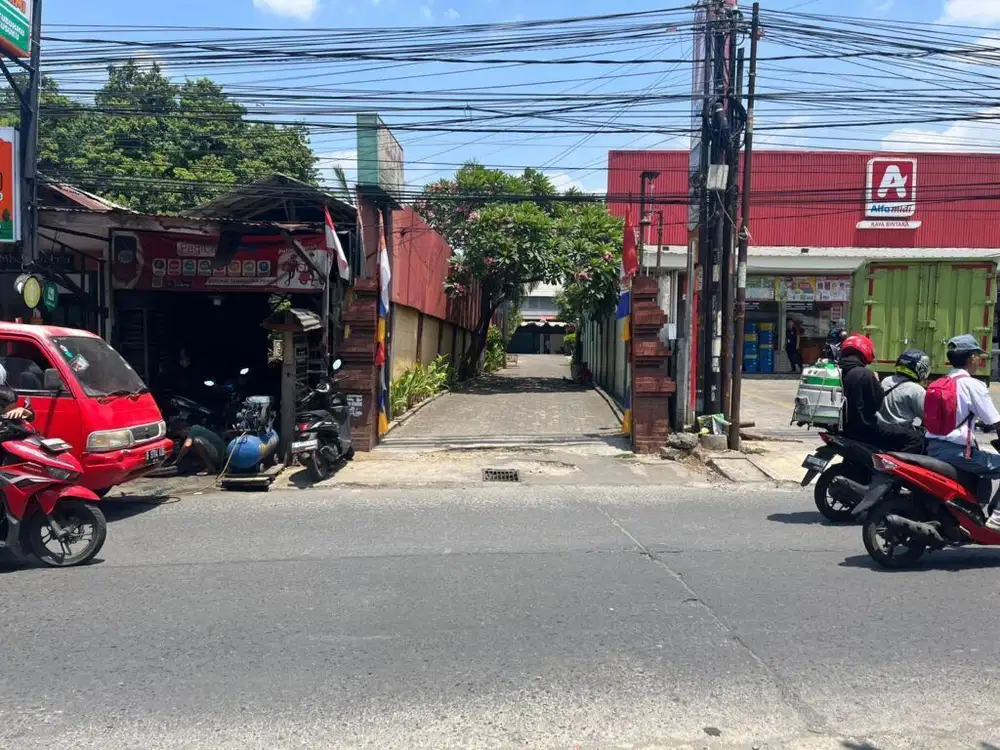 Rumah Luas dan Ruang Usaha Dijual di Bintara Bekasi Barat