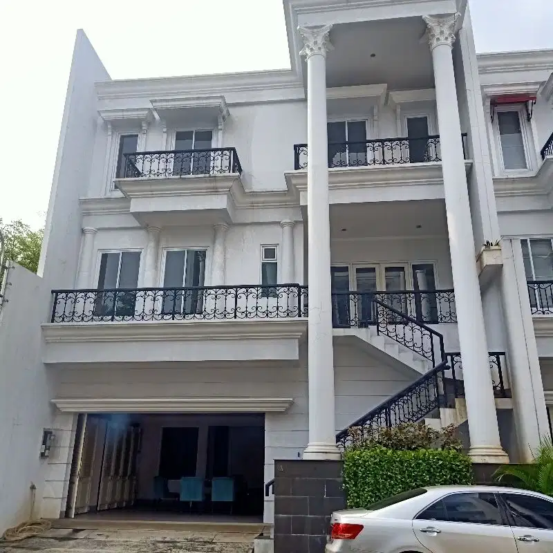 Rumah Dijual Murah Di Lebak Bulus Dalam Townhouse Elit Pinggir Jalan