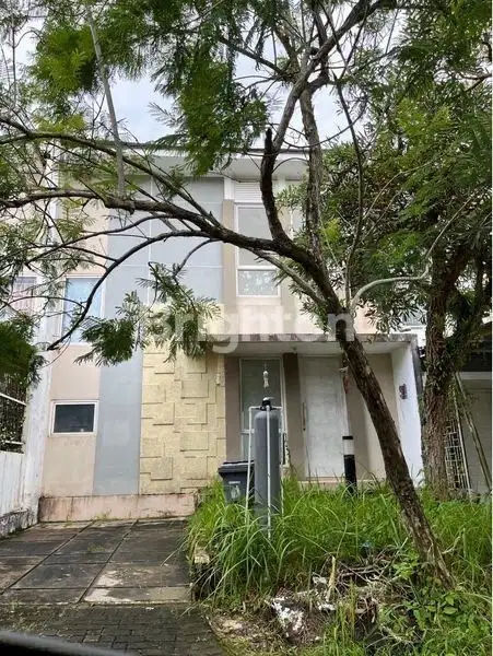 Disewakan rumah Grand City kondisi kosongan