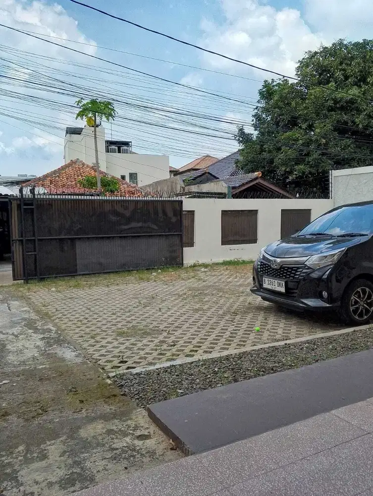 Di sewa rumah  bisa untuk kantor di kawasan Cipete Jakarta selatan