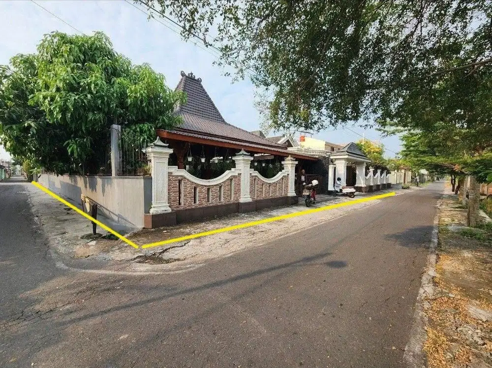 Rumah Mewah dan Luas 2350m² Full Furnish Sukoharjo
