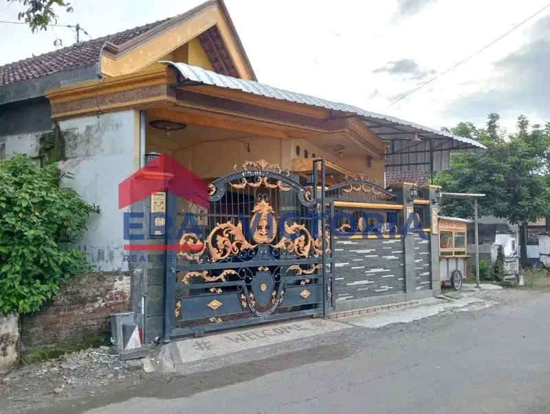Rumah apik nyaman  di Gurah Kediri