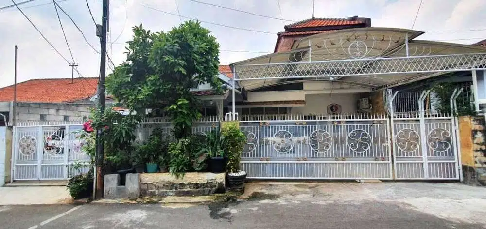 Rumah dijual siap huni di kemanggisan Slipi Jakarta barat Istimewa