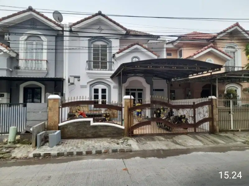 Di sewakan rumah 2 lantai siap huni,bebas banjir di BSD