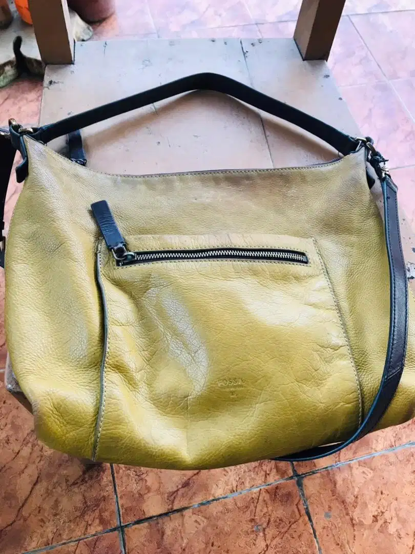Preloved Tas FOSSIL authentik