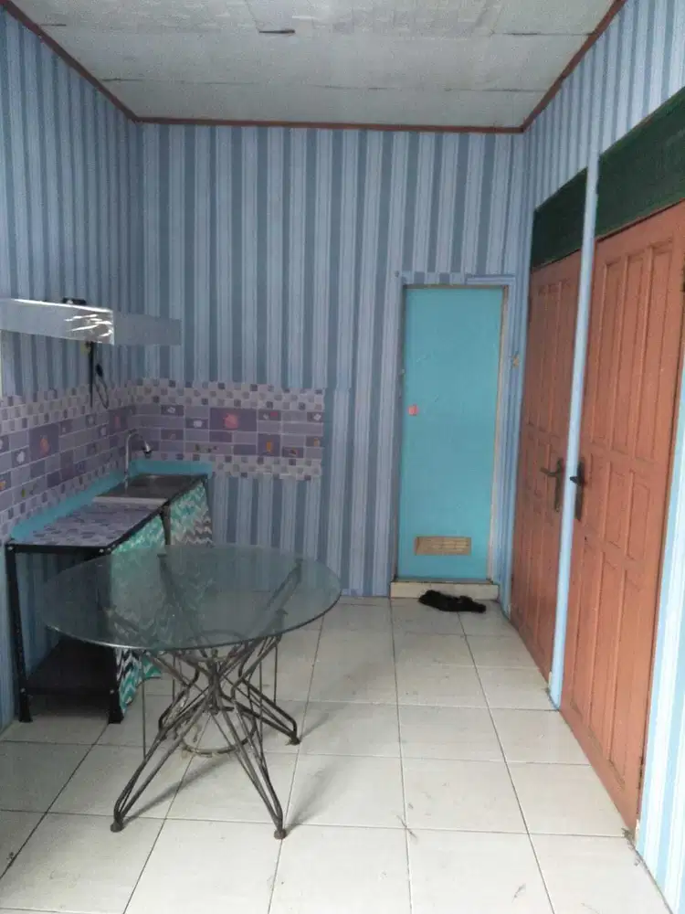 DI SEWAKAN RUKO DAN RUMAH TINGGAL